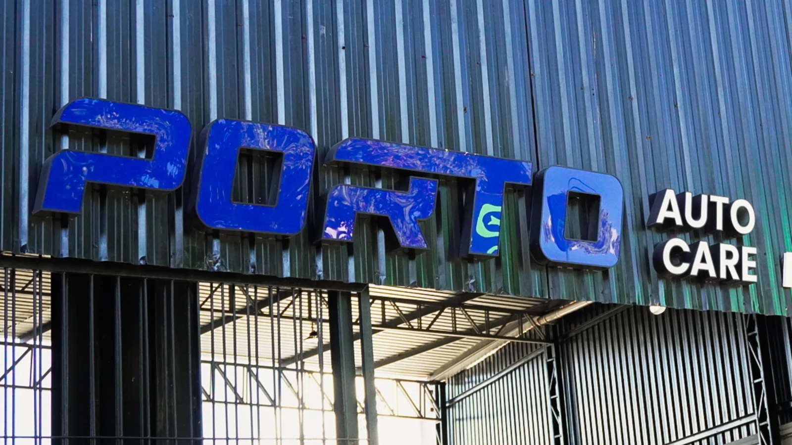Letreiro Porto Auto Care